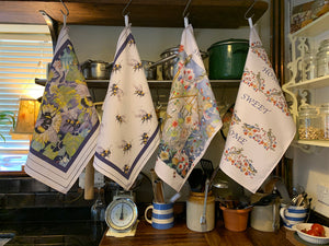 Tea Towel Bee design. TTB1