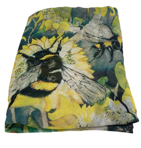 Poly Georgette - Large Busy Bees 1 meter remaining - PG_15