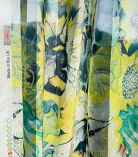 Poly Georgette - Large Busy Bees 1 meter remaining - PG_15